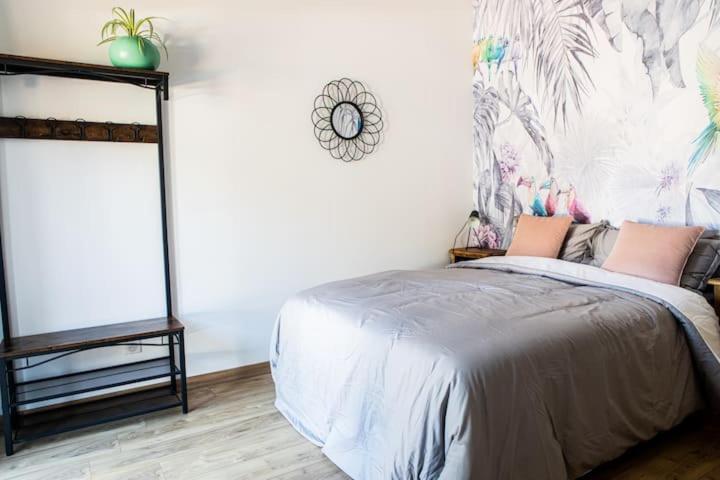 Chambre privée au coeur du vignoble Vinzelles Esterno foto