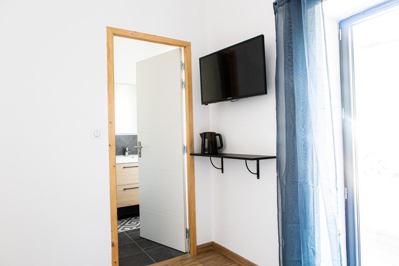 Chambre privée au coeur du vignoble Vinzelles Esterno foto